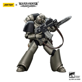 Warhammer The Horus Heresy Action Figure 1/18 lron Warriors MKVI Tactical Sergeant with Power Sword and Plasma Pistol 12 cm