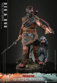(Pre-order) Predator: Badlands Movie Masterpiece Action Figures 2-Pack 1/6 Dek (Bone Bison Armor) and Bud 31 cm