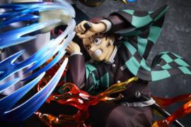 (Pre-order) Demon Slayer: Kimetsu no Yaiba PVC Figure Tanjiro Kamado & Giyu Tomioka & Akaza 13 cm