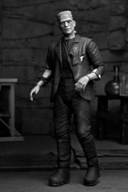 PRE-ORDER Universal Monsters Action Figure Ultimate Frankenstein's Monster (Bride of Frankenstein) (B&W) 18 cm