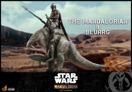 (Pre-order) Star Wars The Mandalorian Action Figure 2-Pack 1/6 The Mandalorian & Blurrg 37 cm