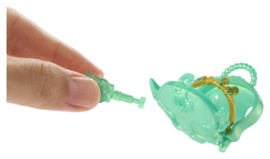 Monster High Skulltimate Secrets Doll Destination: Gore-geous Oasis - Jinafire Long