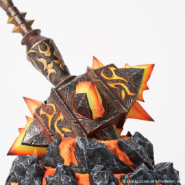 (Pre-order) World of Warcraft Replica Sulfuras, Hand of Ragnaros 25 cm