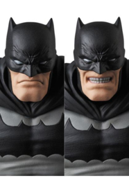 (Pre-order) Batman MAFEX Action Figure Batman (TDKR) 16 cm (re-run)