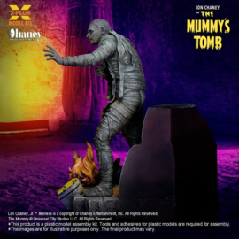 (Pre-order) Universal Monsters Plastic Model Kit 1/8 Lon Chaney, Jr. as Mummy (Repro) 23 cm