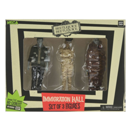 PRE-ORDER Beetlejuice Beetlejuice Figure 3-Pack Immigration Hall 1 10 cm