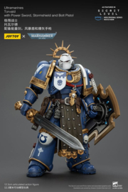 (Pre-order) Warhammer 40,000 Action Figure Ultramarines Torvald with Power Sword, Stormshield and Bolt Pistol 13 cm