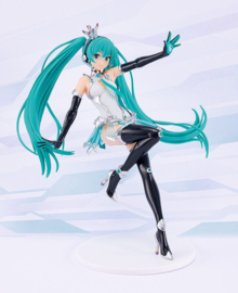 (Pre-order) Hatsune Miku GT Project Plastic Model Kit Reincarnation Racing Miku: 2013 Ver. 19 cm
