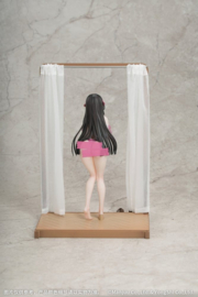 (Pre-order) Azur Lane Gift+ PVC Figure 1/8 Trinidad Trapper in the Changing Room Ver. 23 cm