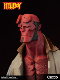 (Pre-order) Hellboy Resin Statue 1/6 34 cm