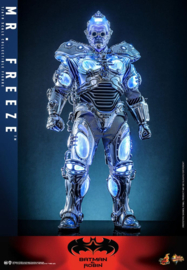 (Pre-order) Batman & Robin Movie Masterpiece Action Figure 1/6 Mr. Freeze 33 cm