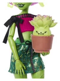Monster High Self-Scare Secrets Doll Venus McFlytrap