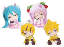 (Pre-order) Hatsune Miku Twinchees Mini Figures Lil' Sleepers Wave 3 5 cm Blind Pack Display (24)