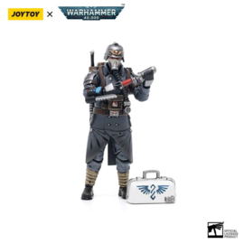 (Pre-order) Warhammer 40k Action Figure 1/18 Death Korps of Krieg Veteran Squad Guardsman Medic 10 cm
