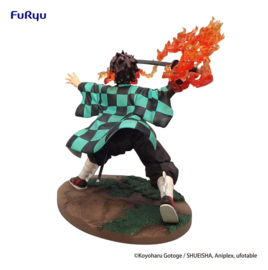 (Pre-order) Demon Slayer: Kimetsu no Yaiba Exceed Creative Figure PVC Figure Kamado Tanjiro 16 cm