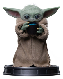 (Pre-order) The Mandalorian & Grogu Grogu Collection Statue Grogu Always Hungry