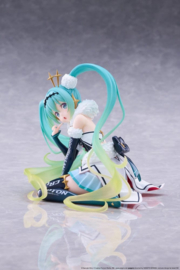 (Pre-order) Hatsune Miku Taito Kuji PVC Figure Racing Miku 2018 Ver. Round 8 13 cm