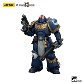 (Pre-order) Warhammer 40,000: Space Marine 2 Action Figure Ultramarines Lieutenant Titus Collectors Edition 13 cm