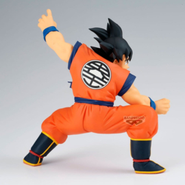 (Pre-order) Dragon Ball Z Match Makers PVC Figure Son Goku (vs Vegeta)