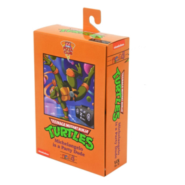 PRE-ORDER Teenage Mutant Ninja Turtles (Cartoon) Action Figure Ultimate Michelangelo VHS 18 cm