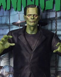 PRE-ORDER Universal Monsters Poster PVC Figure Frankenstein 28 cm