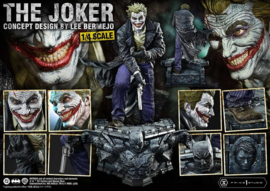 (Pre-order) DC Comics Ultimate Premium Masterline Series Statue 1/4 The Joker (Concept Design by Lee Bermejo) 53 cm