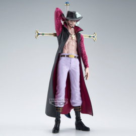 (Pre-order) One Piece Premium PVC Figure Dracule Mihawk (The Anime) 34 cm