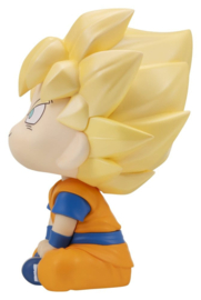 (Pre-order) Dragon Ball DAIMA Look Up PVC Figure Super Saiyan Son Goku (mini) 11 cm