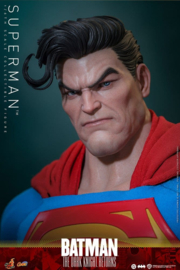 (Pre-order) Batman: The Dark Knight Returns Comic Masterpiece Action Figure 1/6 Superman 34 cm