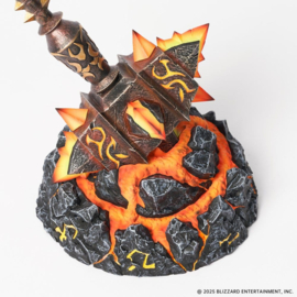(Pre-order) World of Warcraft Replica Sulfuras, Hand of Ragnaros 25 cm