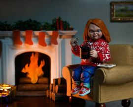 (Pre-order) Chucky (TV Series) Ultimate Action Figure Chucky (Holiday Edition) 18 cm