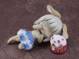 PRE-ORDER Made in Abyss: The Golden City of the Scorching Sun Nendoroid Action Figure Nanachi: New Outfit Ver. 13 cm