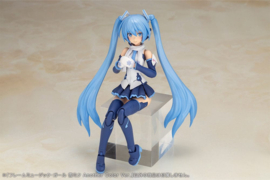 (Pre-order) Frame Arms Girl x Hatsune Miku Plastic Model Kit Frame Music Girl Snow Miku Another Color Ver. 15 cm 