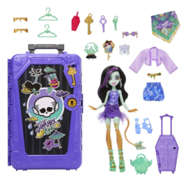 Monster High Skulltimate Secrets Doll Destination: Gore-geous Oasis - Jinafire Long
