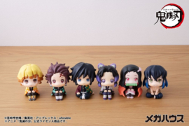(Pre-order) Demon Slayer: Kimetsu no Yaiba Look Up PVC Figure Shinobu Kocho 11 cm (Repeat)