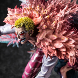 PRE-ORDER One Piece Excellent Model P.O.P PVC Statue SA-Maximum Heavenly Demon Donquixote Doflamingo 35 cm