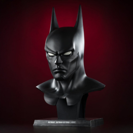 (Pre-order) Batman DC Direct Replica 1/1 Batman Beyond Mask 58 cm