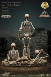 (Pre-order) Jason and the Argonauts Gigantic Soft Vinyl Statue Ray Harryhausens Skeleton Army (Children of the Hydra's Teeth) Deluxe Ver. 32 cm