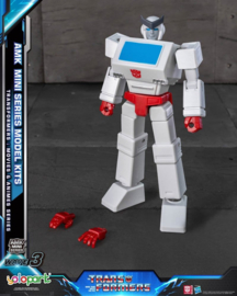 (Pre-order) Transformers Generation One AMK Mini Series Plastic Model Kit Wave 3 Ratchet G1 11 cm        