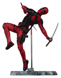 (Pre-order) Marvel Studios Statue 1/10 Deadpool (Deadpool & Wolverine) (Gold Label) 17 cm