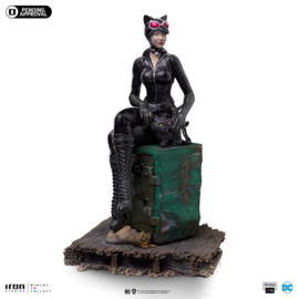 PRE-ORDER DC Comics Art Scale Statue 1/10 Catwoman (Gotham City Sirens) 21 cm