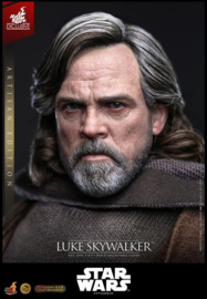 (Pre-order) Star Wars: The Last Jedi Movie Masterpiece Action Figure 1/6 Luke Skywalker (Artisan Edition) 29 cm