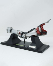 (Pre-order) Cyberpunk: Edgerunners Replica Silverhand Arm 30 cm 