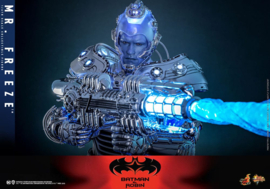 (Pre-order) Batman & Robin Movie Masterpiece Action Figure 1/6 Mr. Freeze 33 cm