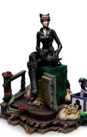 PRE-ORDER DC Comics Deluxe Art Scale Statue 1/10 Catwoman (Gotham City Sirens) 21 cm