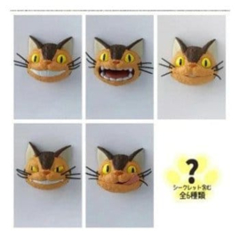 (Pre-order) My Neighbor Totoro Magnet Catbus face Blind Box Assortment (6)