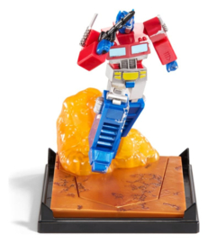 (Pre-order) Transformers Diorama Optimus Prime 18 cm