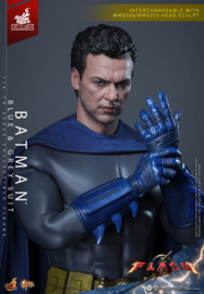 The Flash Movie Masterpiece Action Figure 1/6 Batman (Blue & Grey Suit) Limited Edition Hot Toys Exclusive 30 cm