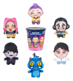 (Pre-order) KPOP Demon Hunters Mini Ramyeon Cups 10 cm Blind Box Display (8)
