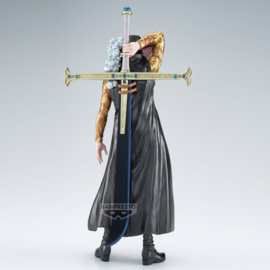 (Pre-order) One Piece Premium PVC Figure Dracule Mihawk (The Metallic) 34 cm